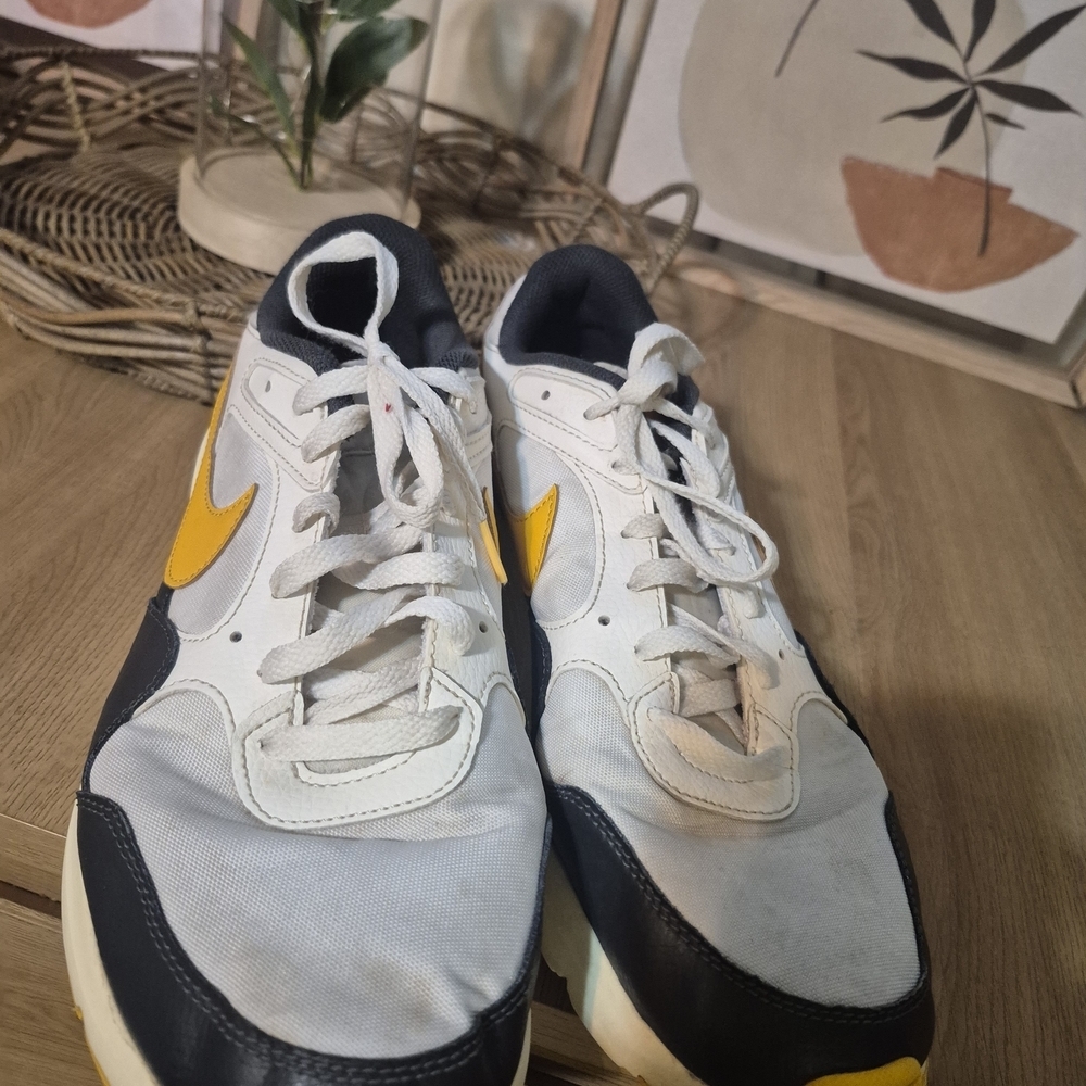 Nike Air Max SC Sneakers - White and Yellow - Picture 4 of 8
